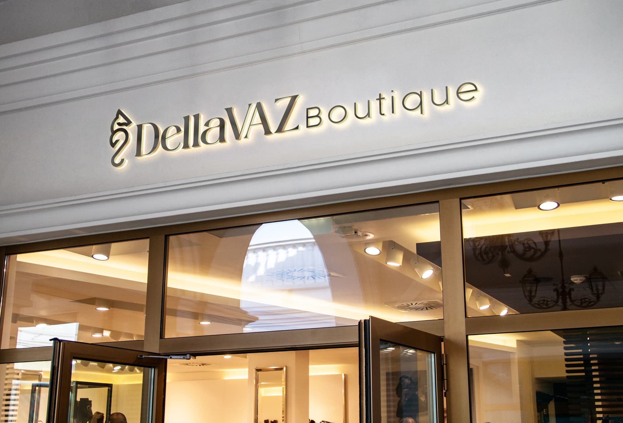 Aplicação da marca Dellavaz em ponto de contato