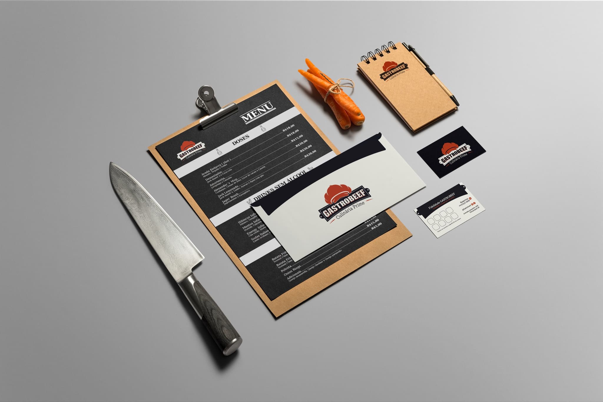 Conjunto de identidade da GastroBeef com cardápio, cartões, faca e tábua sobre fundo cinza