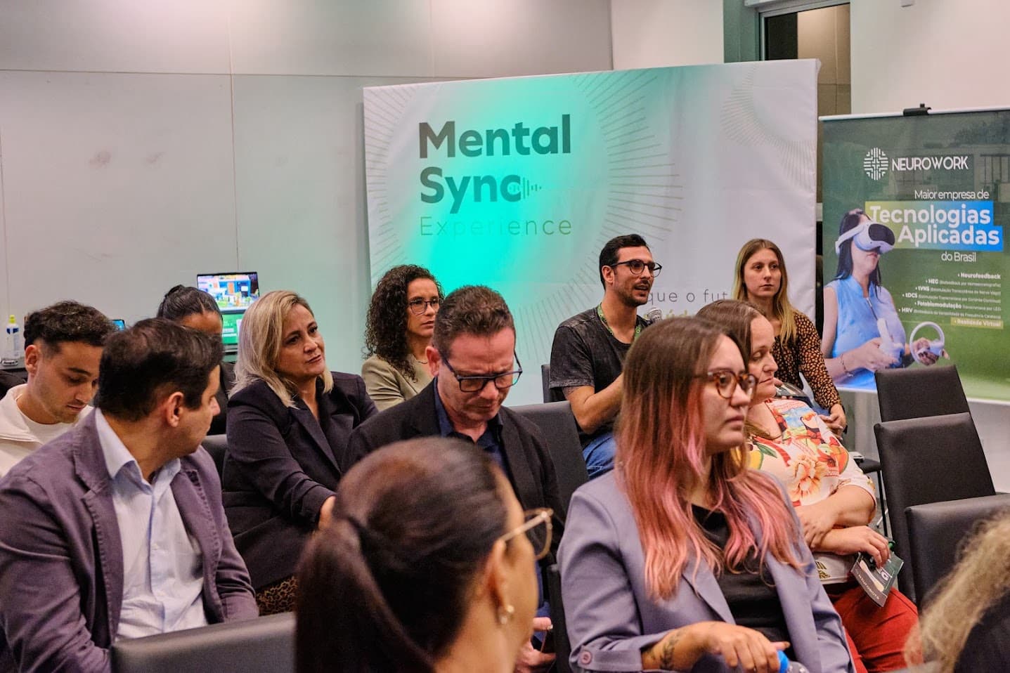 Conversa durante o lançamento Mentalsync