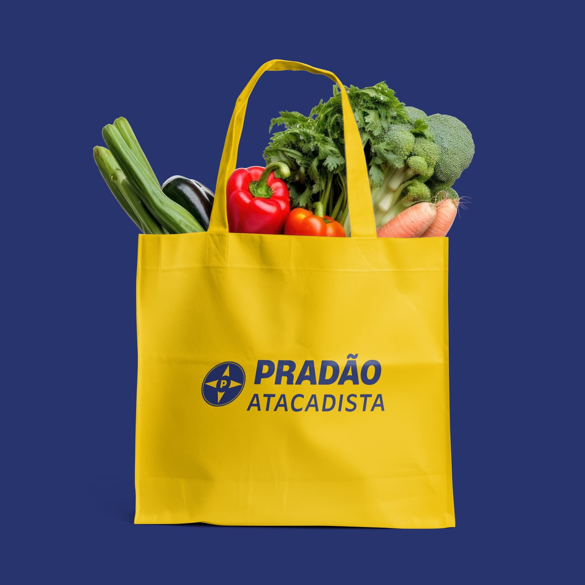 Ecobag amarela do Pradão Atacadista cheia de frutas e verduras